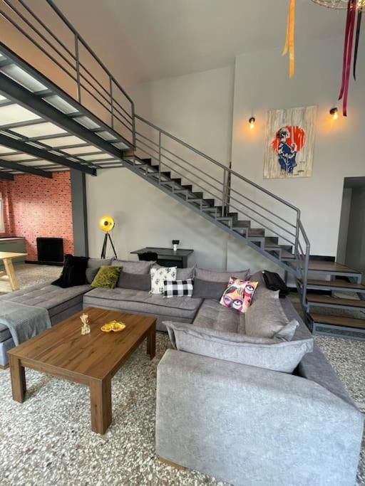 Πανέμορφο Design,Ηλιόλουστη Ισόγεια Μεζονέτα Apartment Kastoria Exterior photo